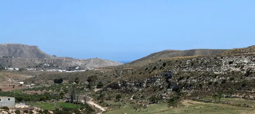 Estrada para Agua Amarga desde o Aeroporto de Almería